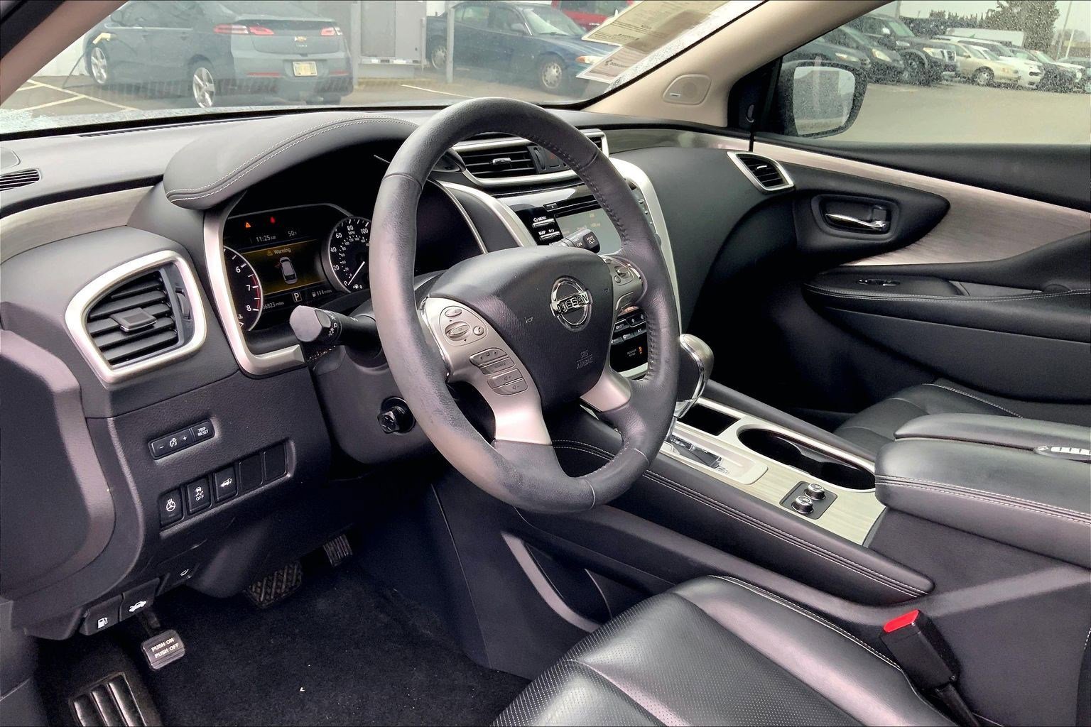 Used 2018 Nissan Murano Platinum w/ Cargo Package image 15