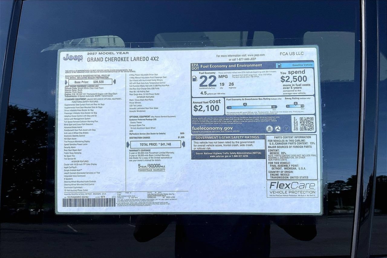 New 2027 Jeep Grand Cherokee Laredo RWD image 33