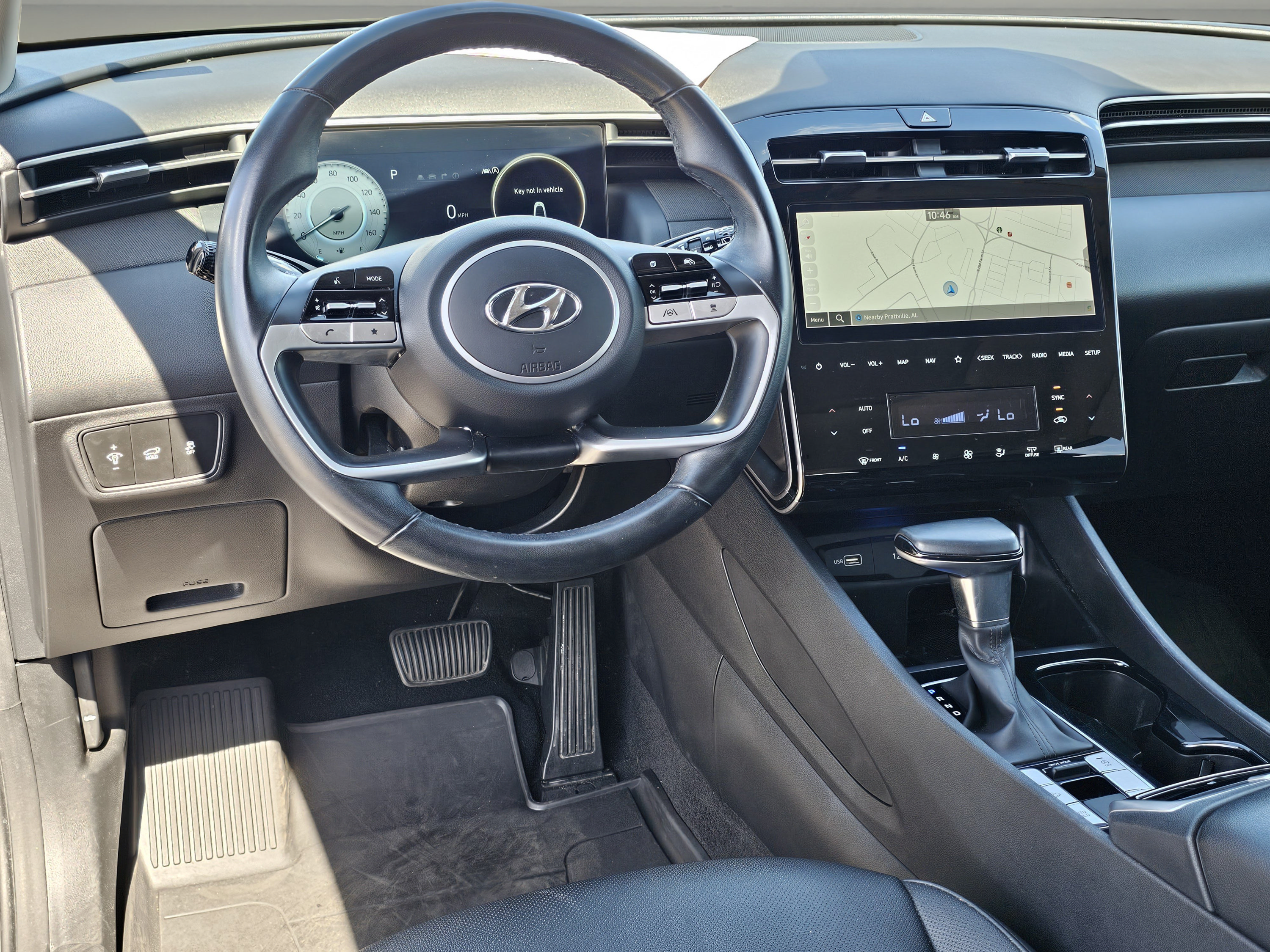 Used 2024 Hyundai Tucson SEL w/ Convenience Package FWD image 16