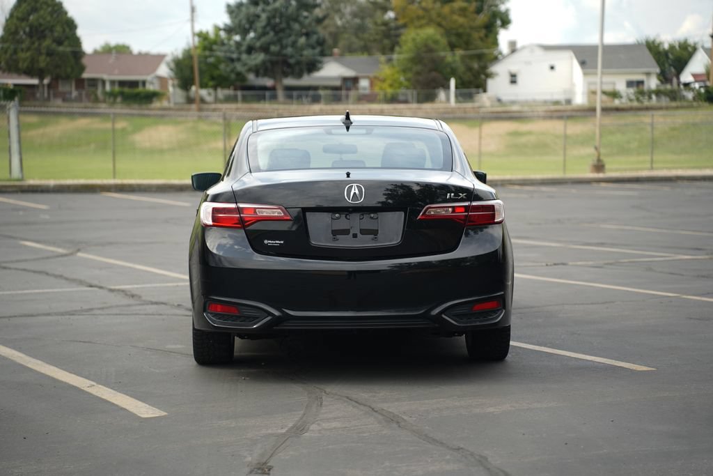 Used 2016 Acura ILX FWD image 4
