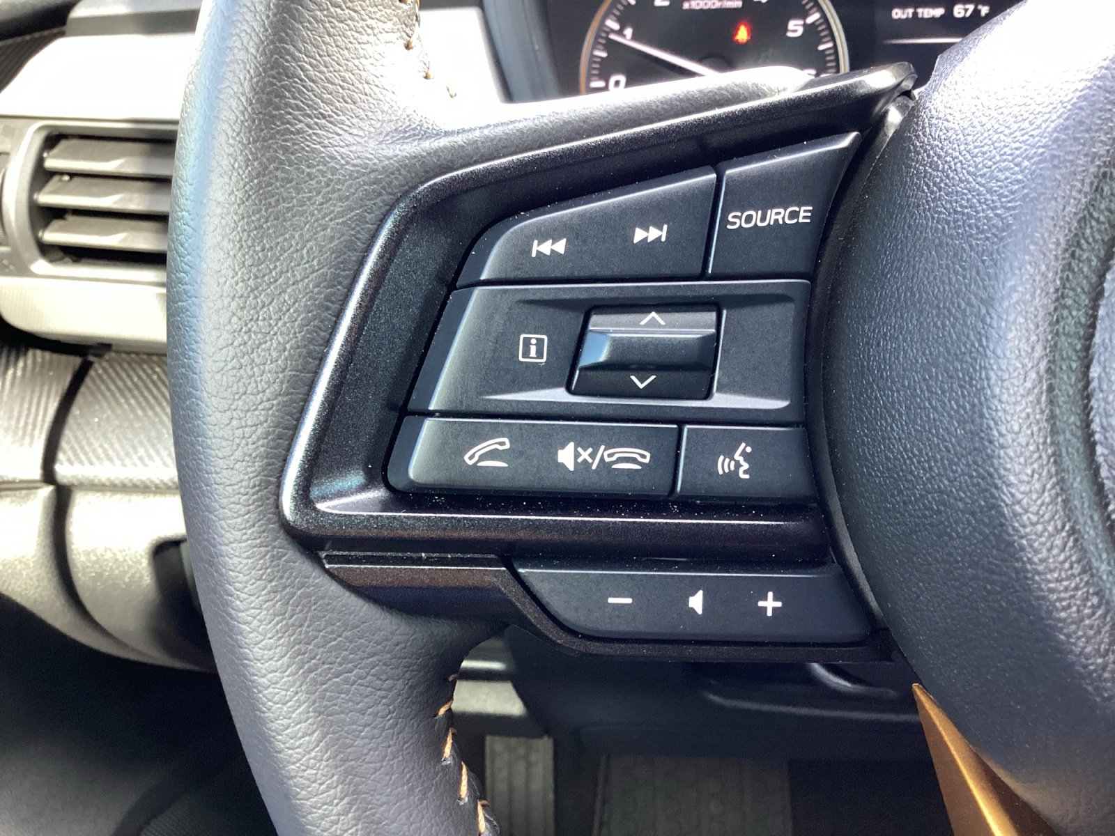 Used 2025 Subaru Crosstrek 2.5i Wilderness w/ Wilderness Package image 17