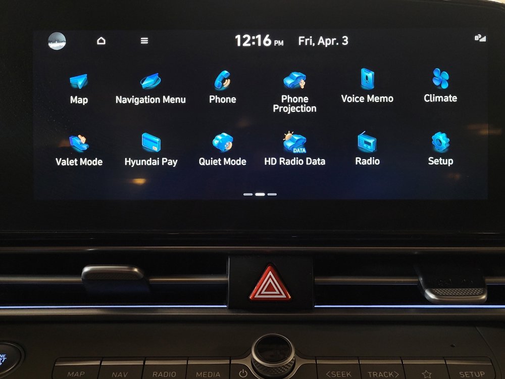 Used 2024 Hyundai Elantra SEL image 25