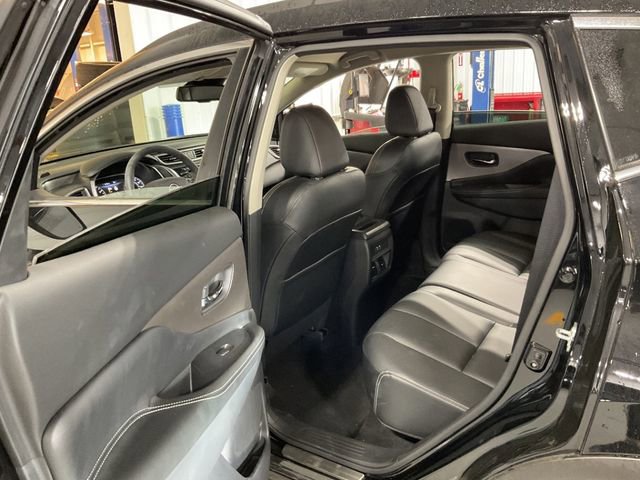 Used 2024 Nissan Murano SV w/ SV Midnight Edition Package image 10
