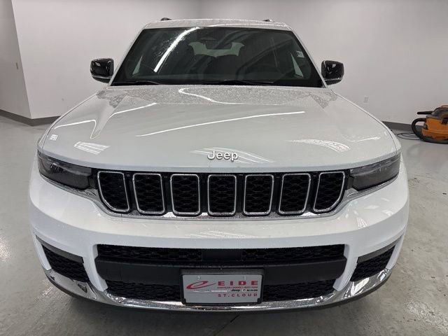 New 2025 Jeep Grand Cherokee L Limited w/ Trailer Tow Package image 2
