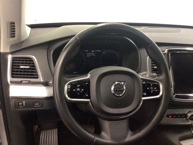 Used 2016 Volvo XC90 T6 Momentum w/ Vision Package image 14