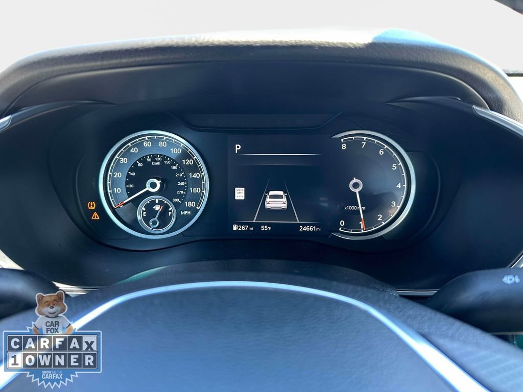 Used 2025 Genesis G70 2.5T image 27