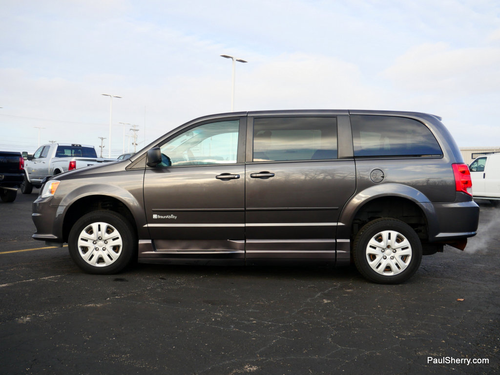 Used 2015 Dodge Grand Caravan SE w/ Quick Order Package 29E SE image 18