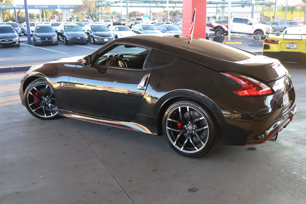 Used 2020 Nissan 370Z NISMO image 8