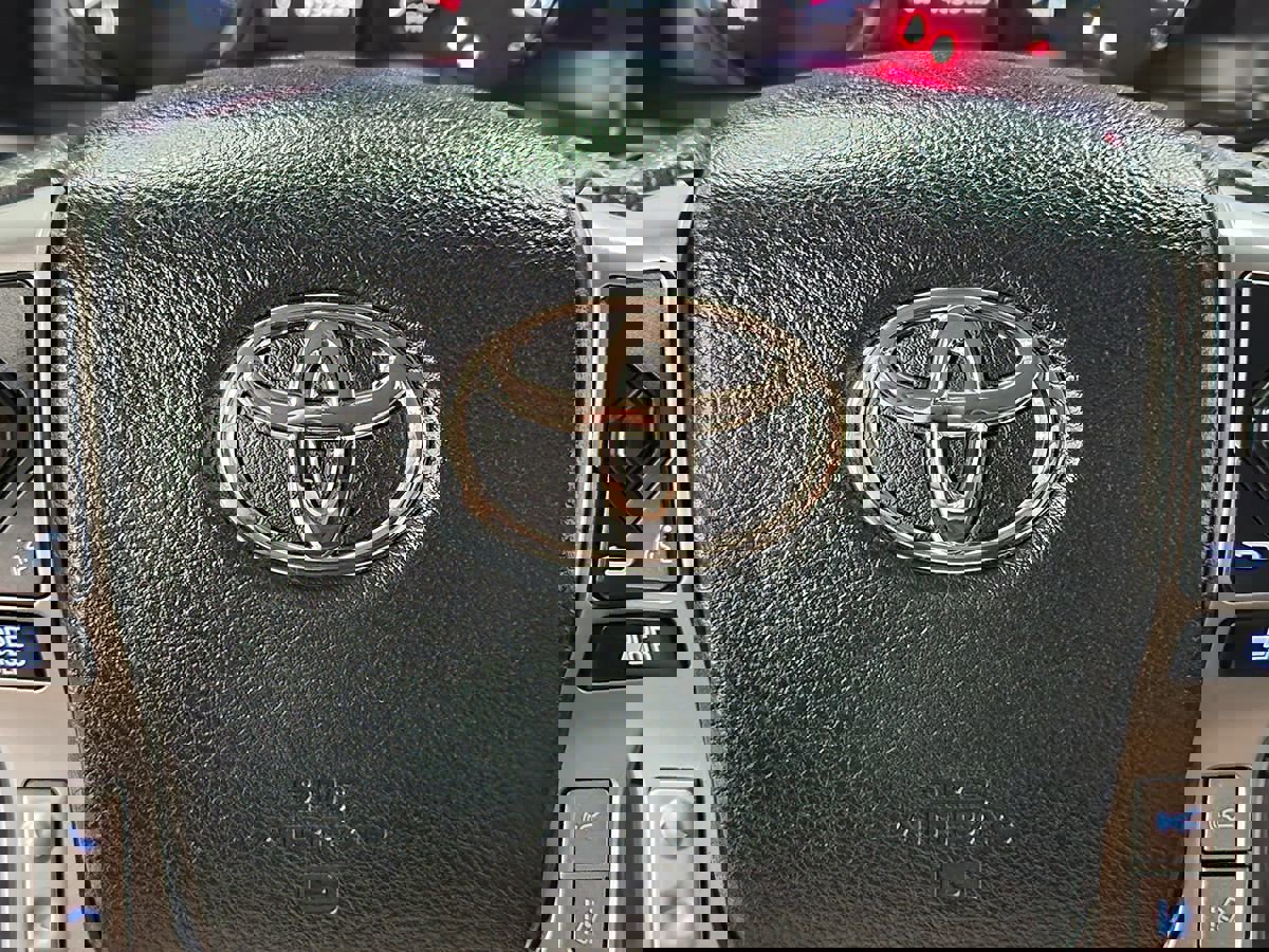 Used 2022 Toyota 4Runner SR5 image 49