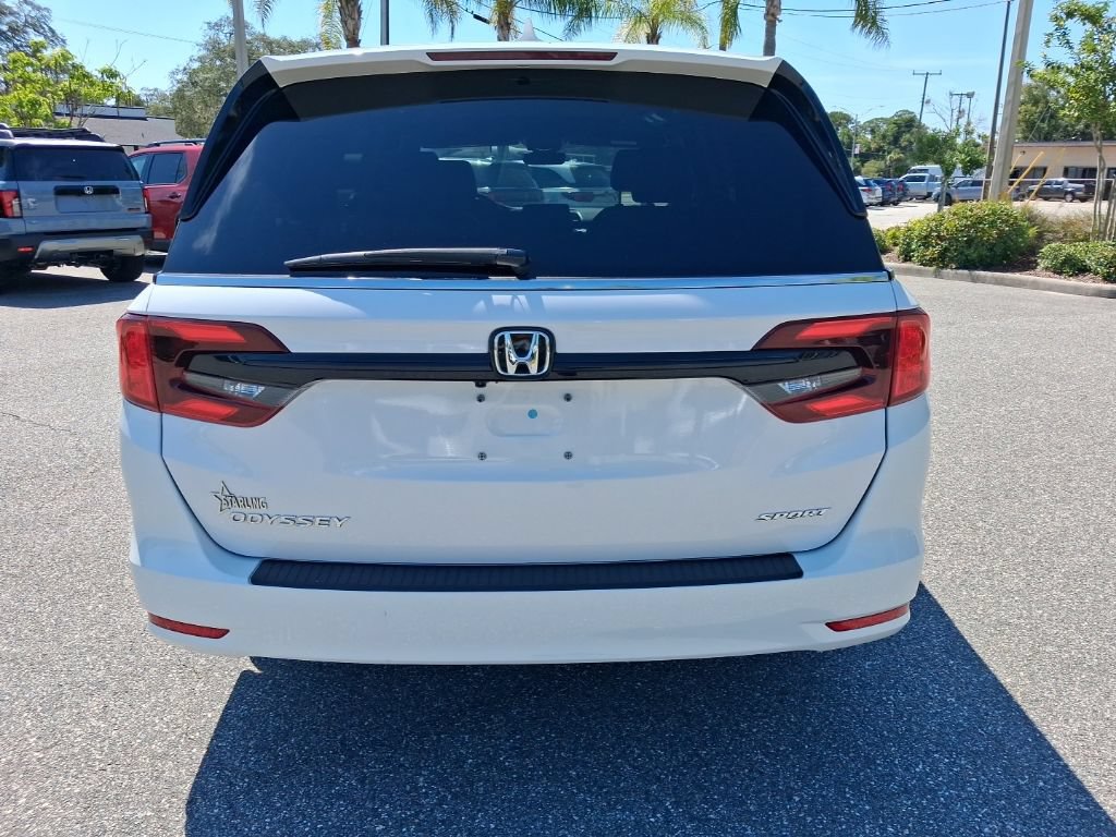 Certified 2024 Honda Odyssey Sport image 6