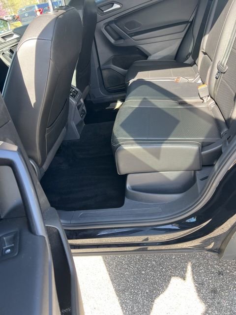 Used 2021 Volkswagen Tiguan SEL image 9