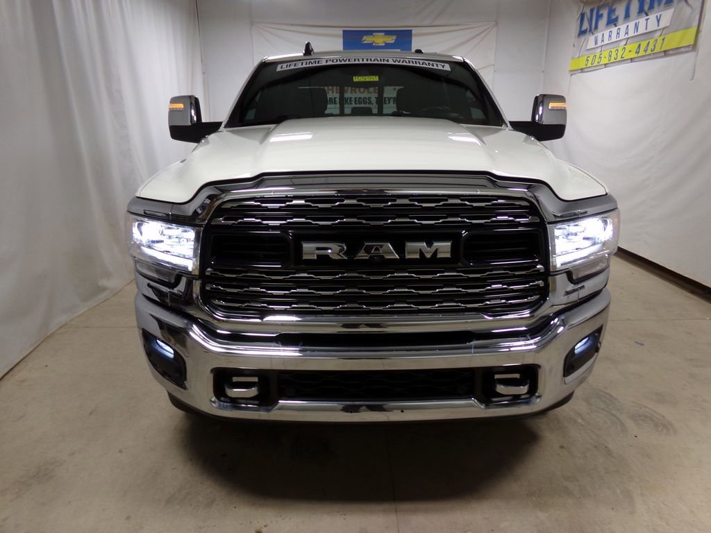 Used 2024 RAM 2500 Limited image 2