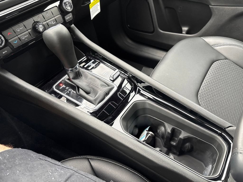 New 2026 Jeep Compass Latitude AWD/4WD image 18