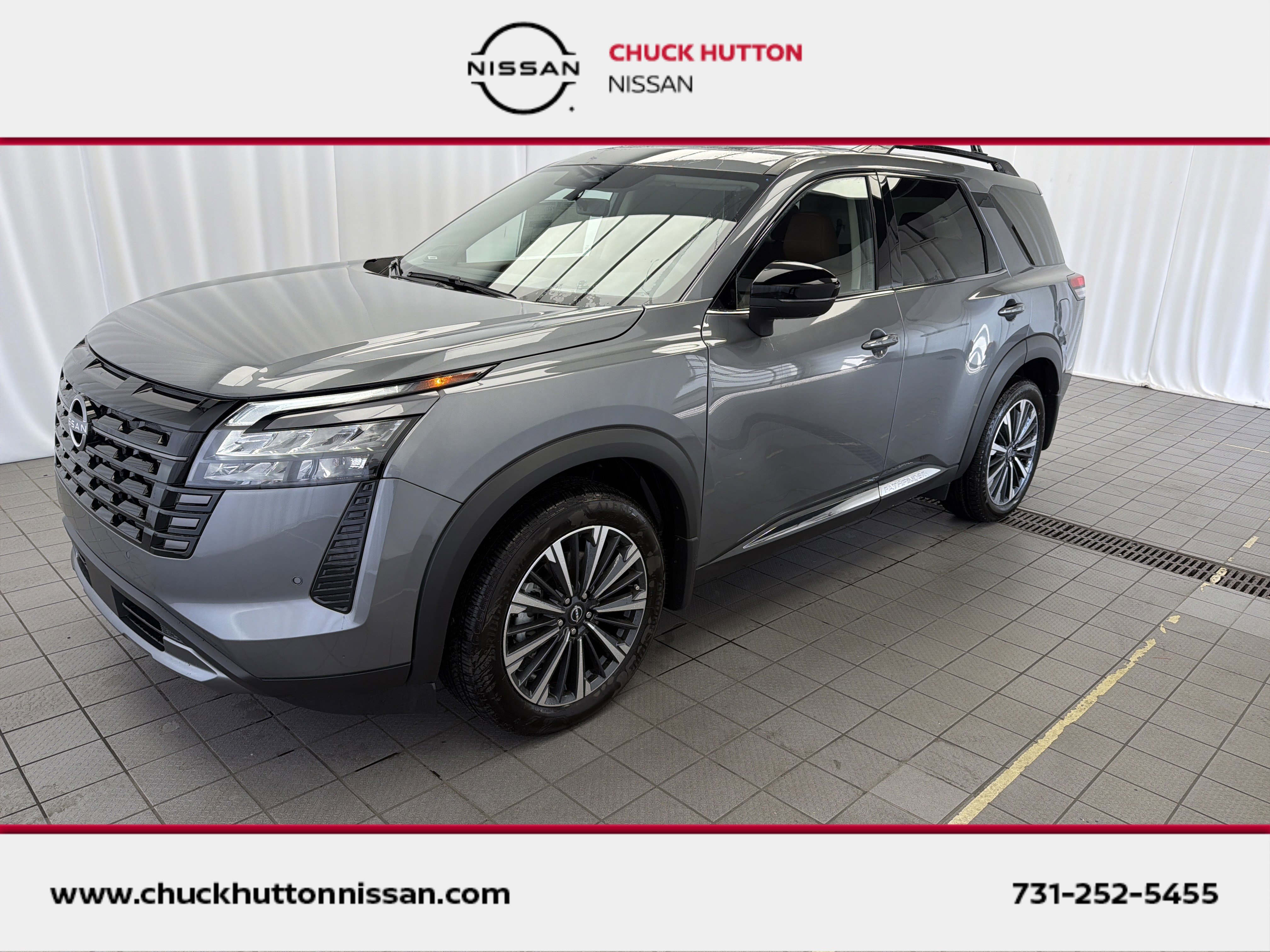 Used 2026 Nissan Pathfinder Platinum AWD/4WD image 1