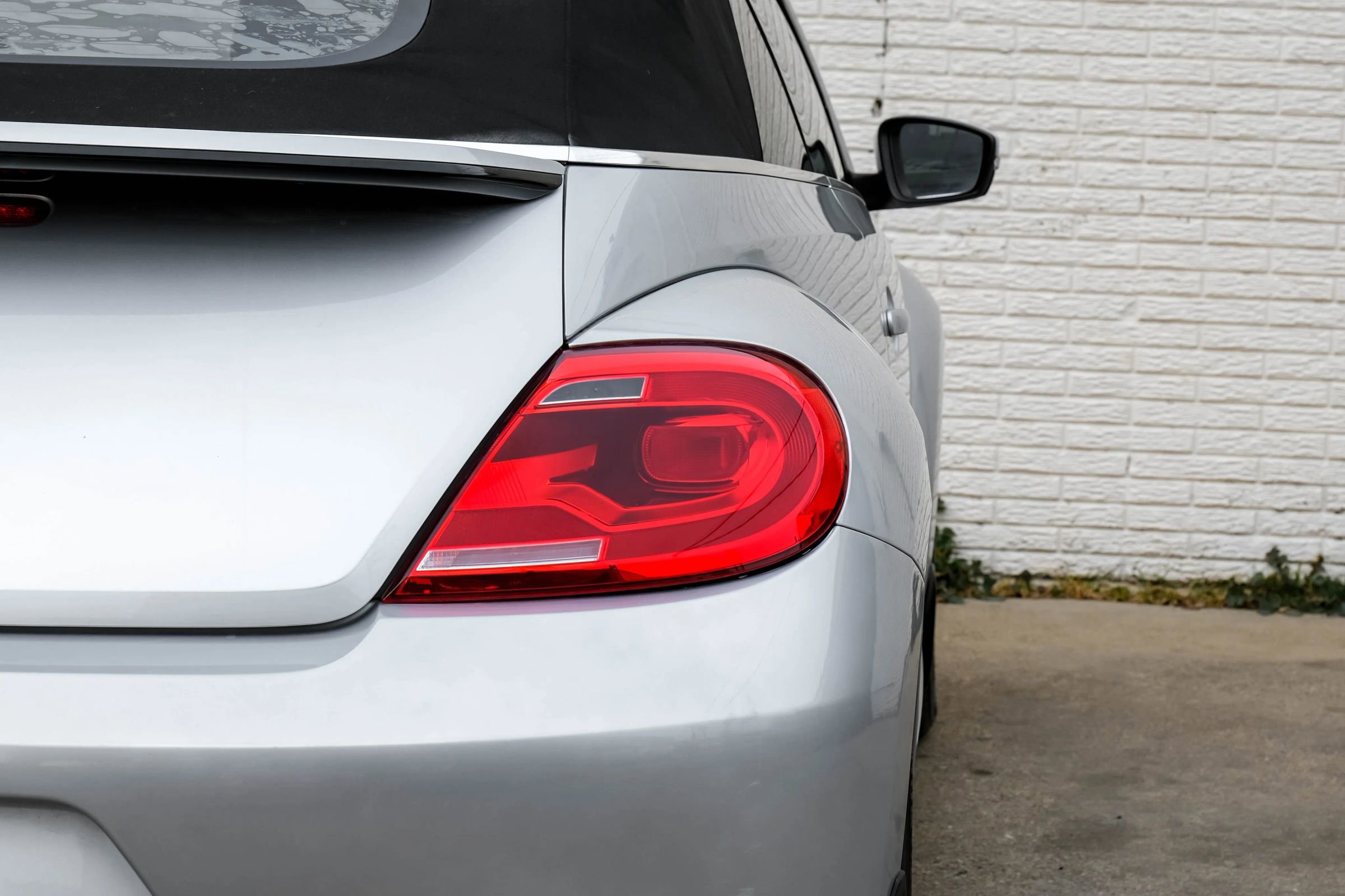 Used 2013 Volkswagen Beetle 2.5 image 36