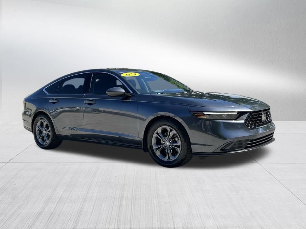 Used 2024 Honda Accord EX image 3