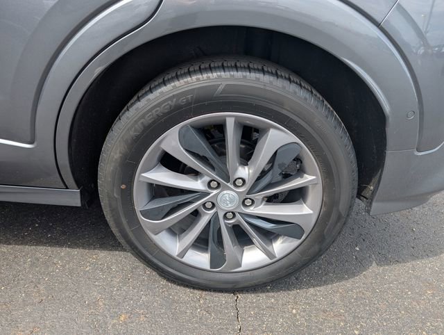 Used 2020 Buick Encore GX Essence w/ Experience Buick Package image 25