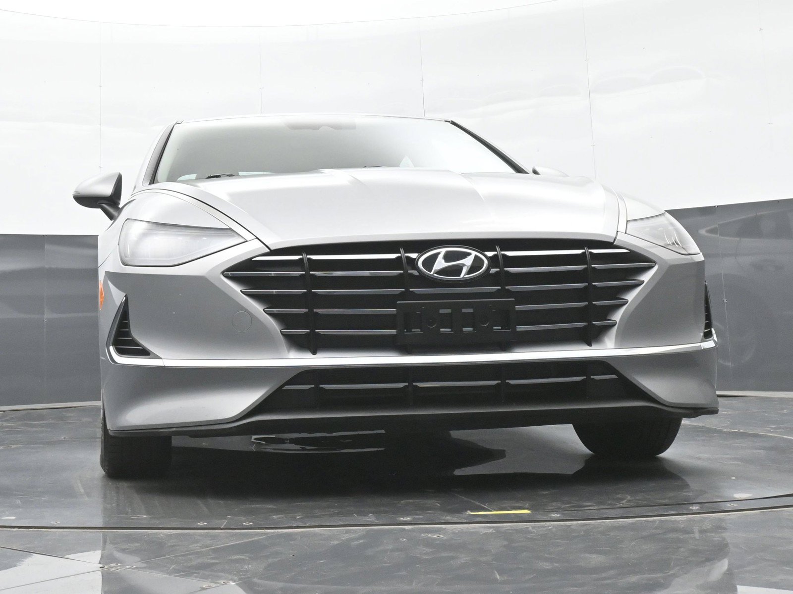 Certified 2023 Hyundai Sonata SE w/ Cargo Package FWD image 42