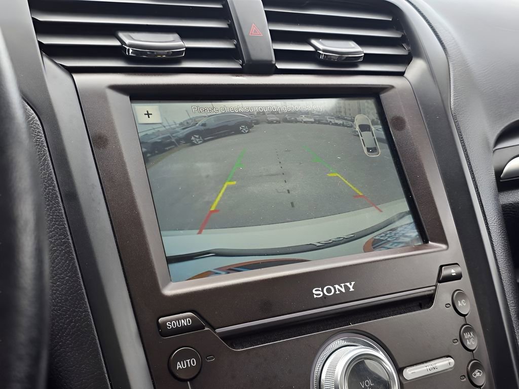 Used 2018 Ford Fusion Titanium image 21