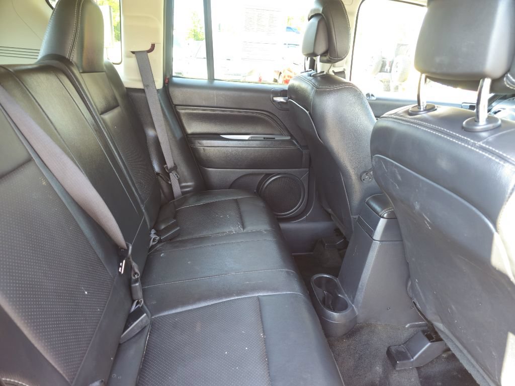 Used 2017 Jeep Compass High Altitude FWD image 45
