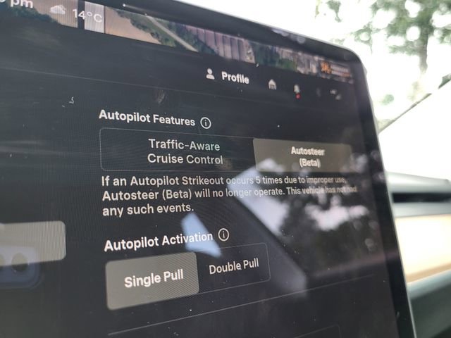 Used 2020 Tesla Model 3 Long Range image 17