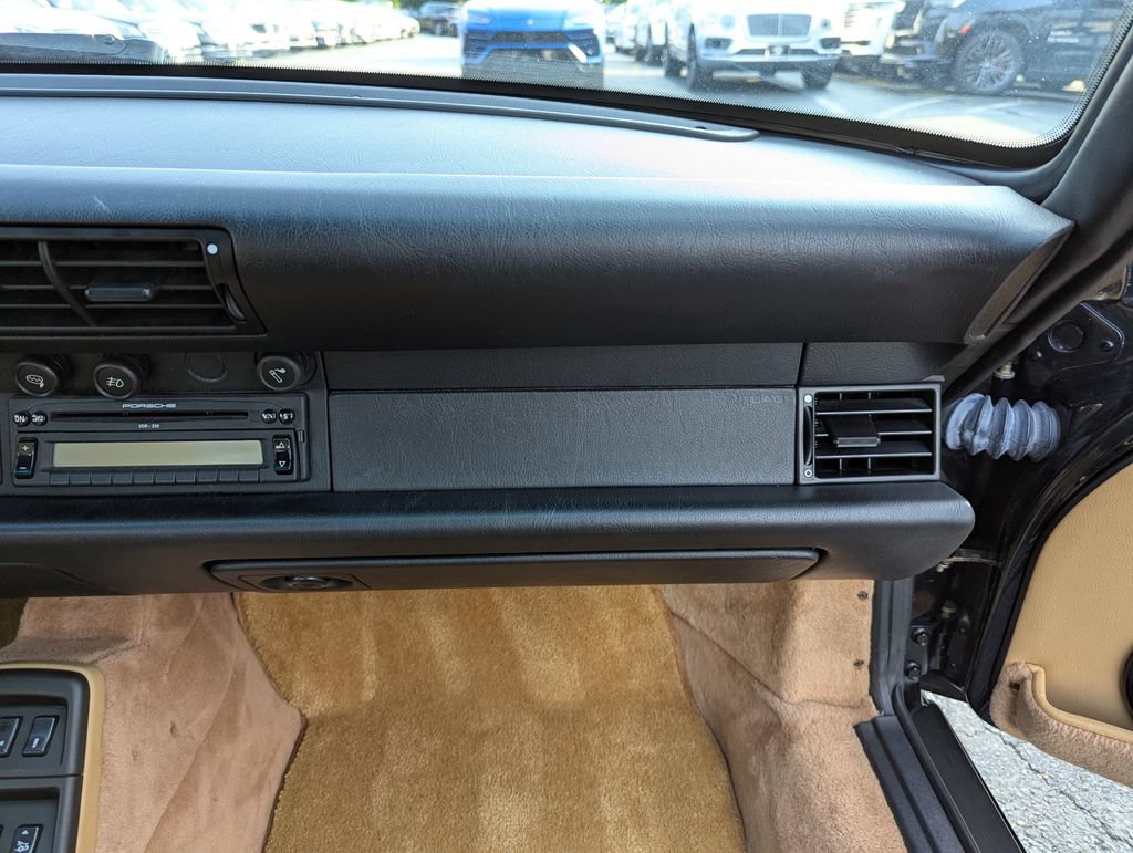 Used 1997 Porsche 911 Carrera RWD image 31