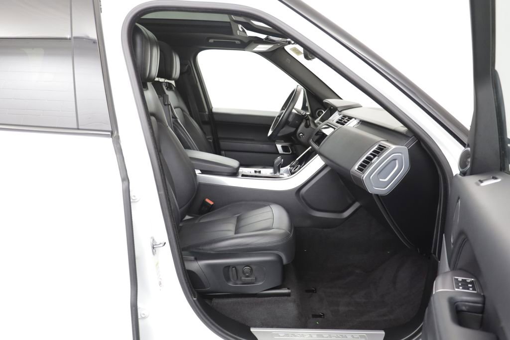 Used 2019 Land Rover Range Rover Sport HSE image 20
