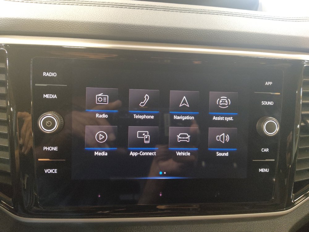 Used 2023 Volkswagen Atlas SE FWD image 25