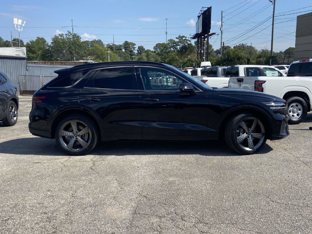 Used 2024 Genesis GV70 2.5T w/ Sport Prestige Package AWD/4WD image 2