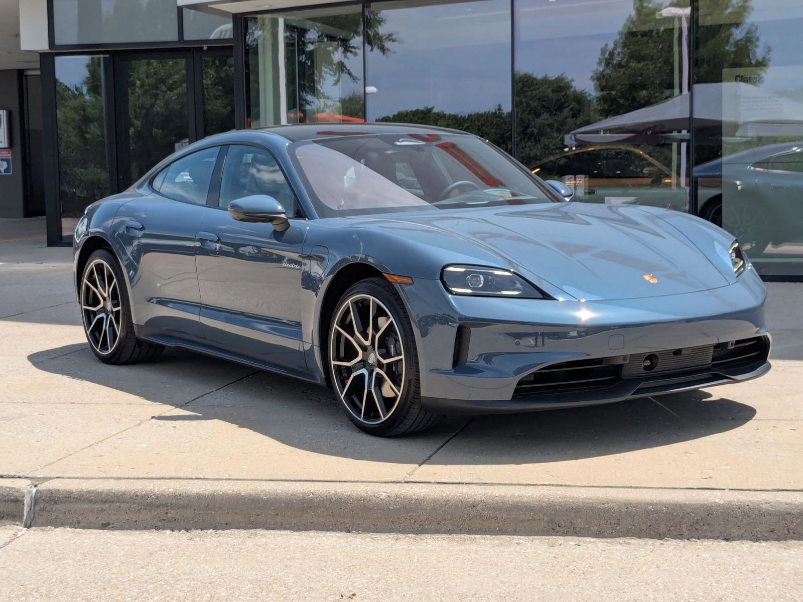 New 2026 Porsche Taycan RWD image 7