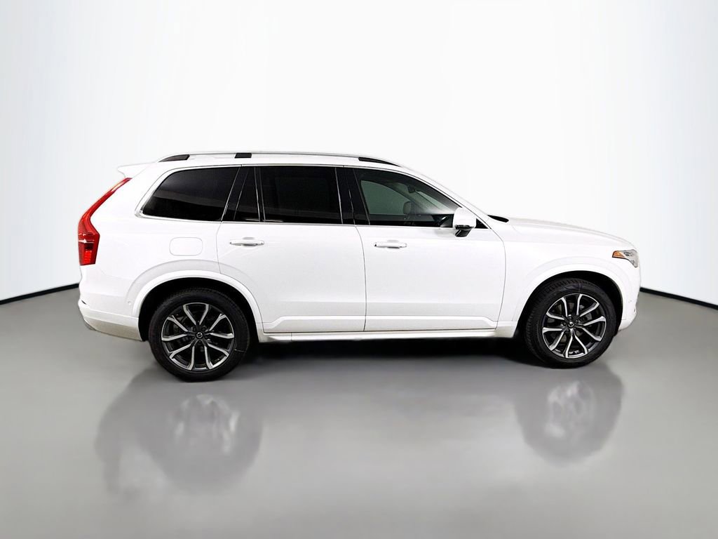 Used 2018 Volvo XC90 T6 Momentum w/ Convenience Package image 4