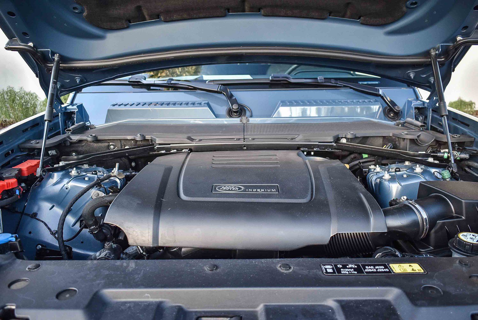 Used 2024 Land Rover Defender 110 S image 28