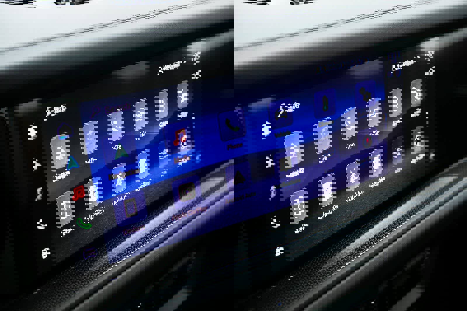 New 2026 Porsche Cayenne GTS image 15