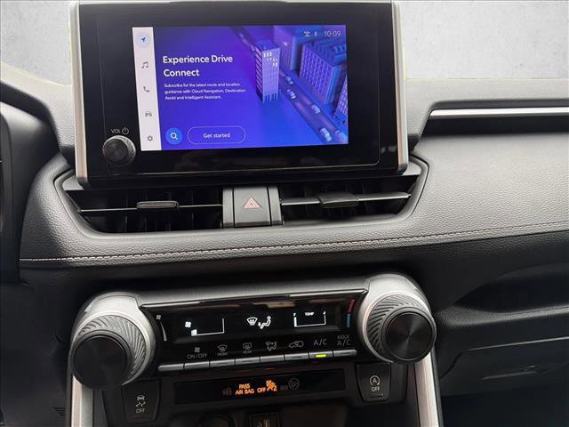 Certified 2025 Toyota RAV4 LE AWD/4WD image 18