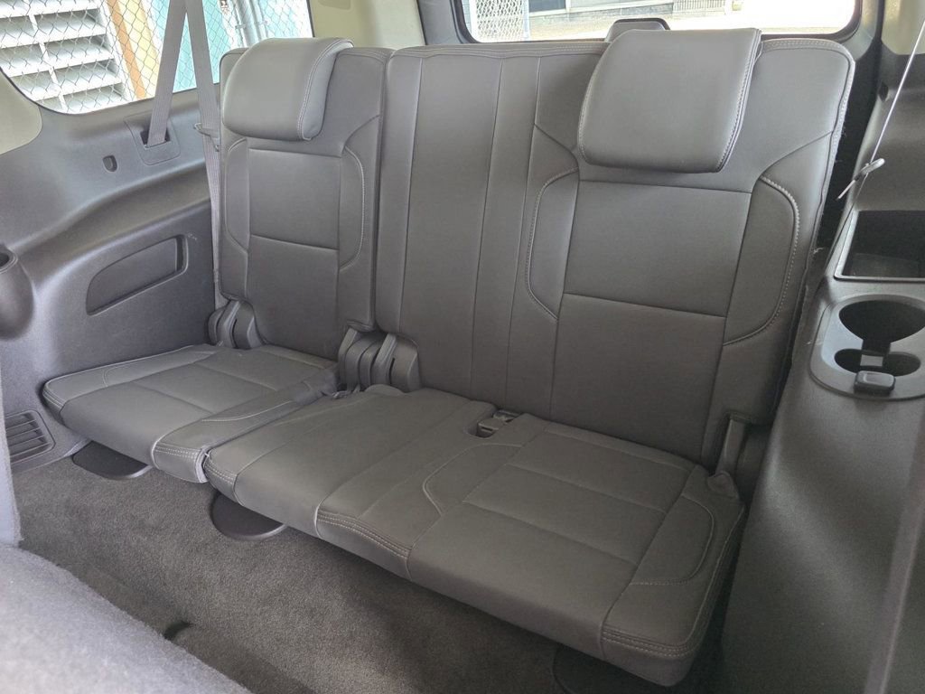 Used 2016 GMC Yukon XL Denali w/ Open Road Package image 17