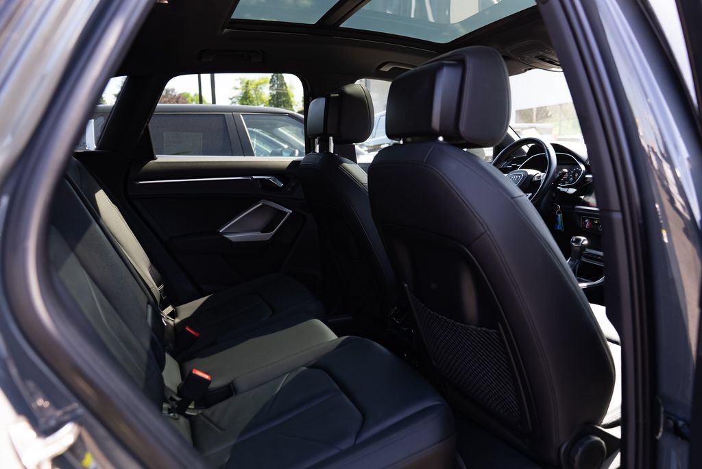 Used 2020 Audi Q3 2.0T Premium AWD/4WD image 25