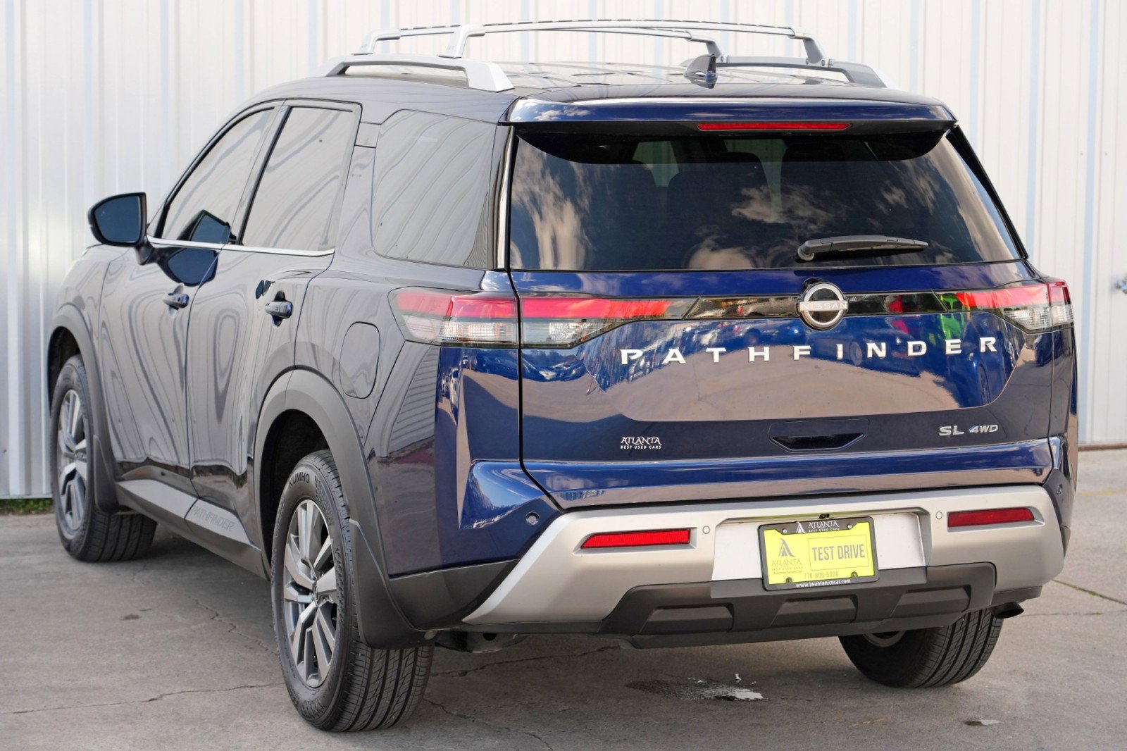 Used 2025 Nissan Pathfinder SL image 47