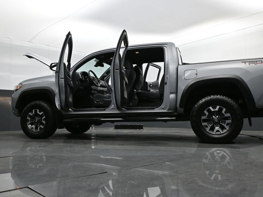 Used 2021 Toyota Tacoma 4x4 Double Cab image 32