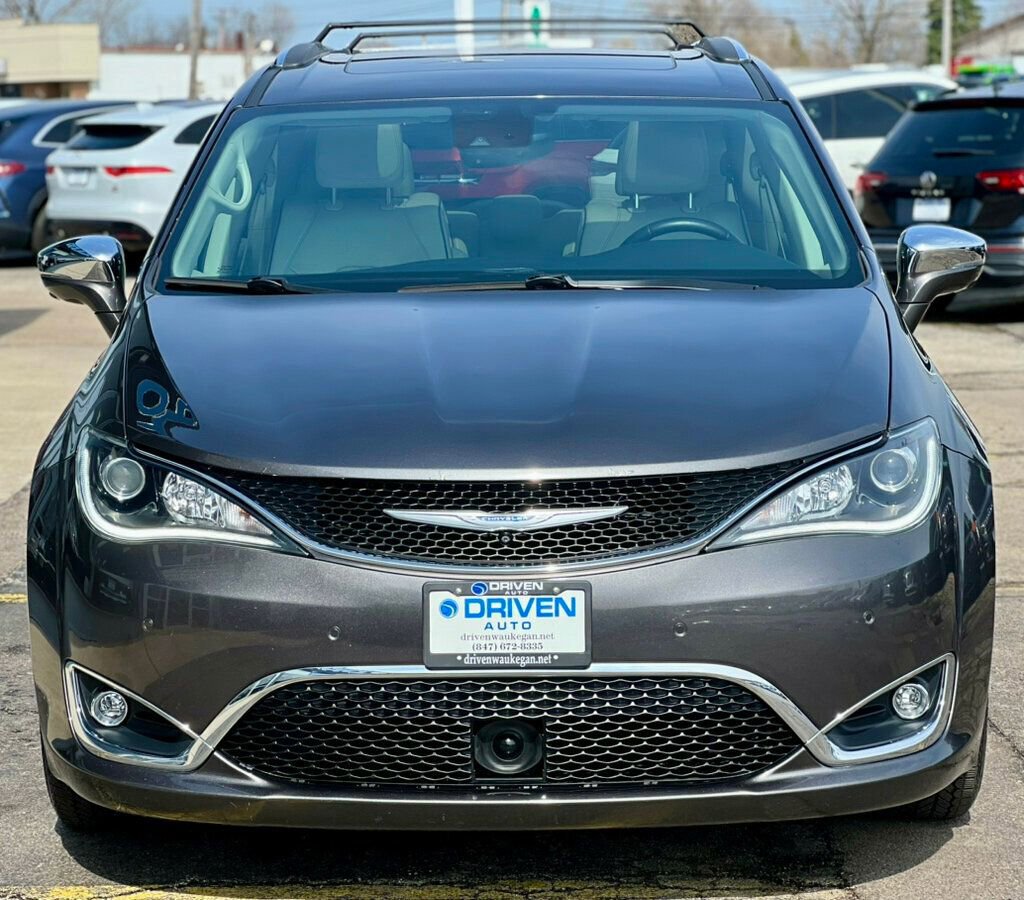 Used 2018 Chrysler Pacifica Limited w/ Advanced Safetytec Group image 6