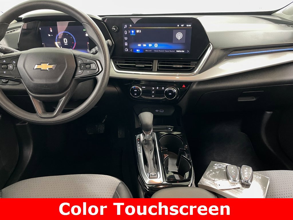Certified 2024 Chevrolet Trax LT image 2