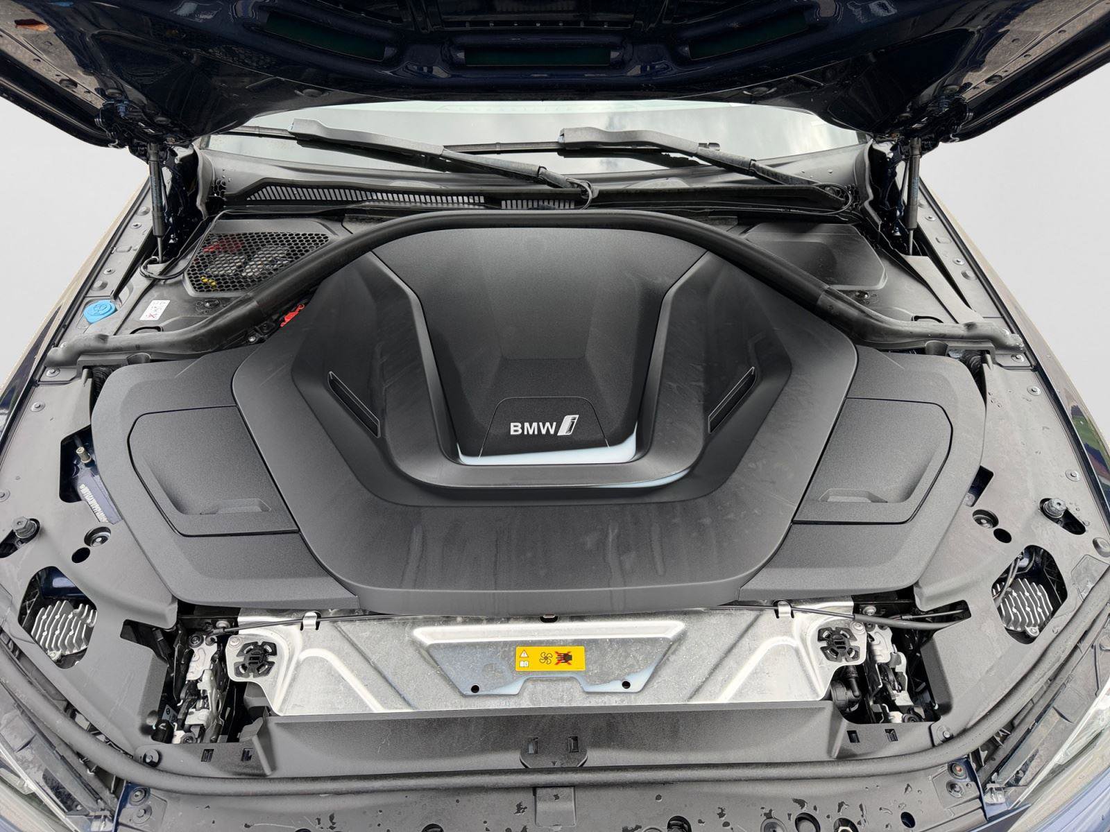 Used 2023 BMW i4 eDrive35 w/ Premium Package RWD image 20