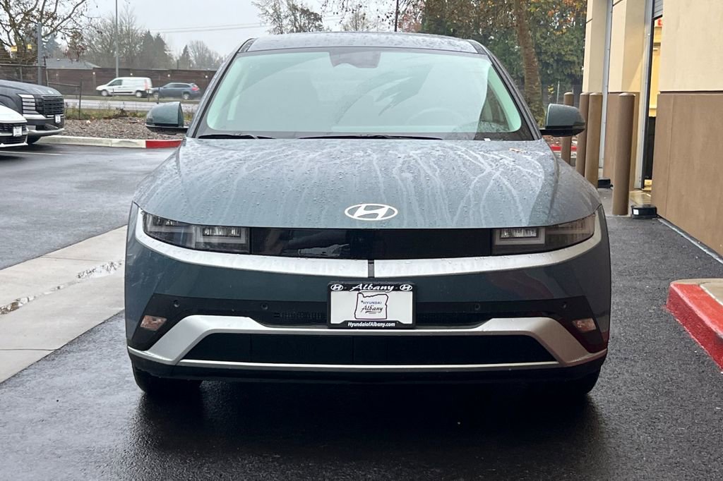 New 2026 Hyundai Ioniq 5 SE image 3