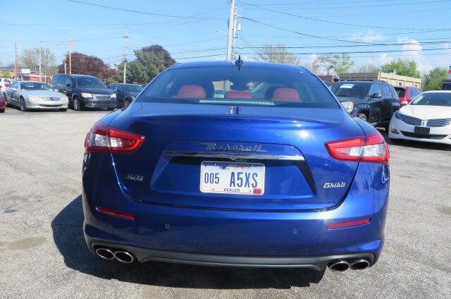 Used 2019 Maserati Ghibli S Q4 AWD/4WD image 3