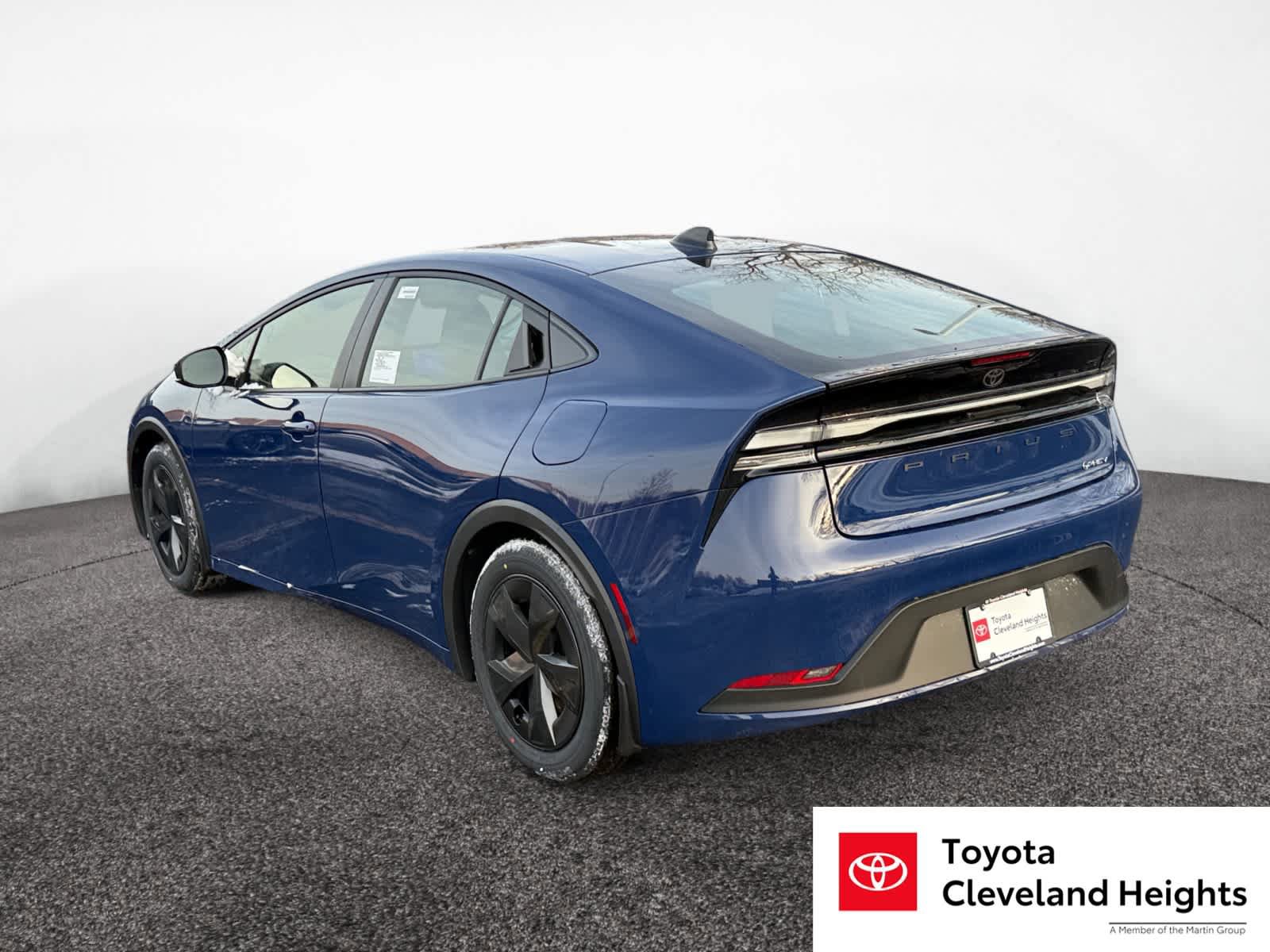 New 2026 Toyota Prius Plug-In Hybrid FWD image 3