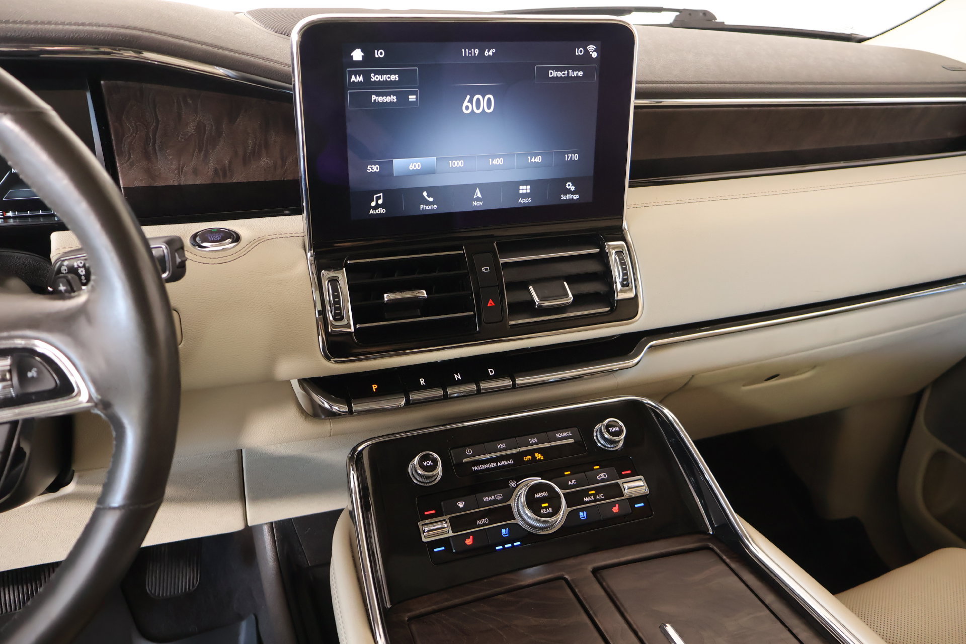 Used 2019 Lincoln Navigator Reserve w/ Cargo Package AWD/4WD image 5