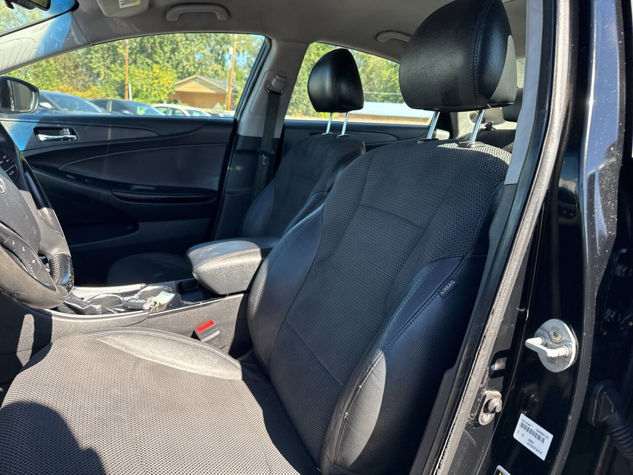 Used 2012 Hyundai Sonata SE image 11