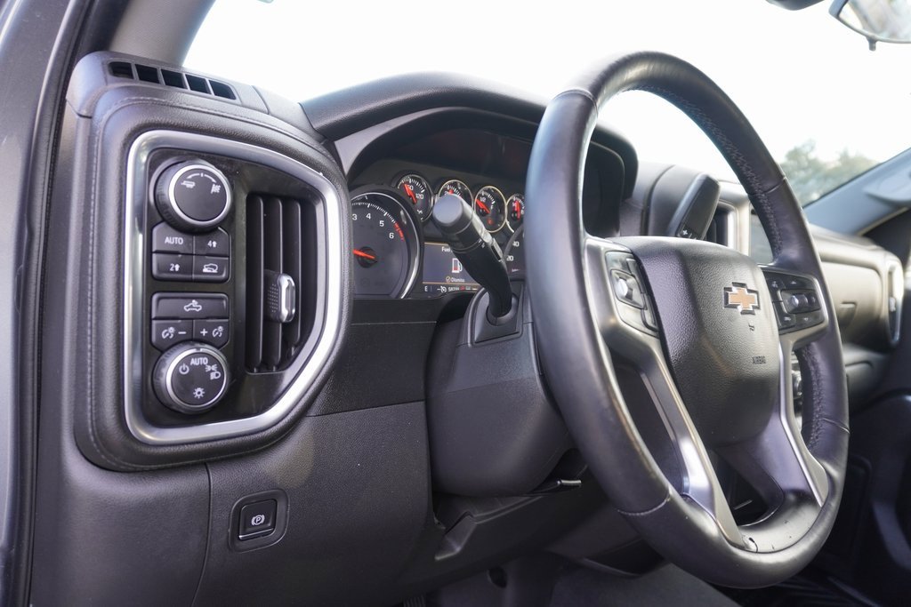 Used 2019 Chevrolet Silverado 1500 LT w/ Texas Edition image 12