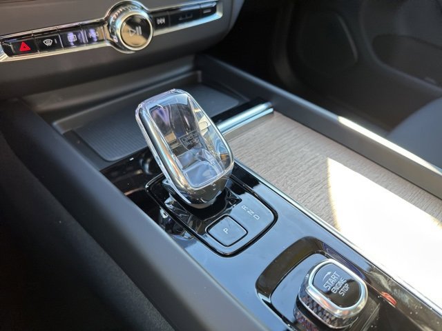 New 2026 Volvo XC60 B5 Plus w/ Protection Package Premier image 14