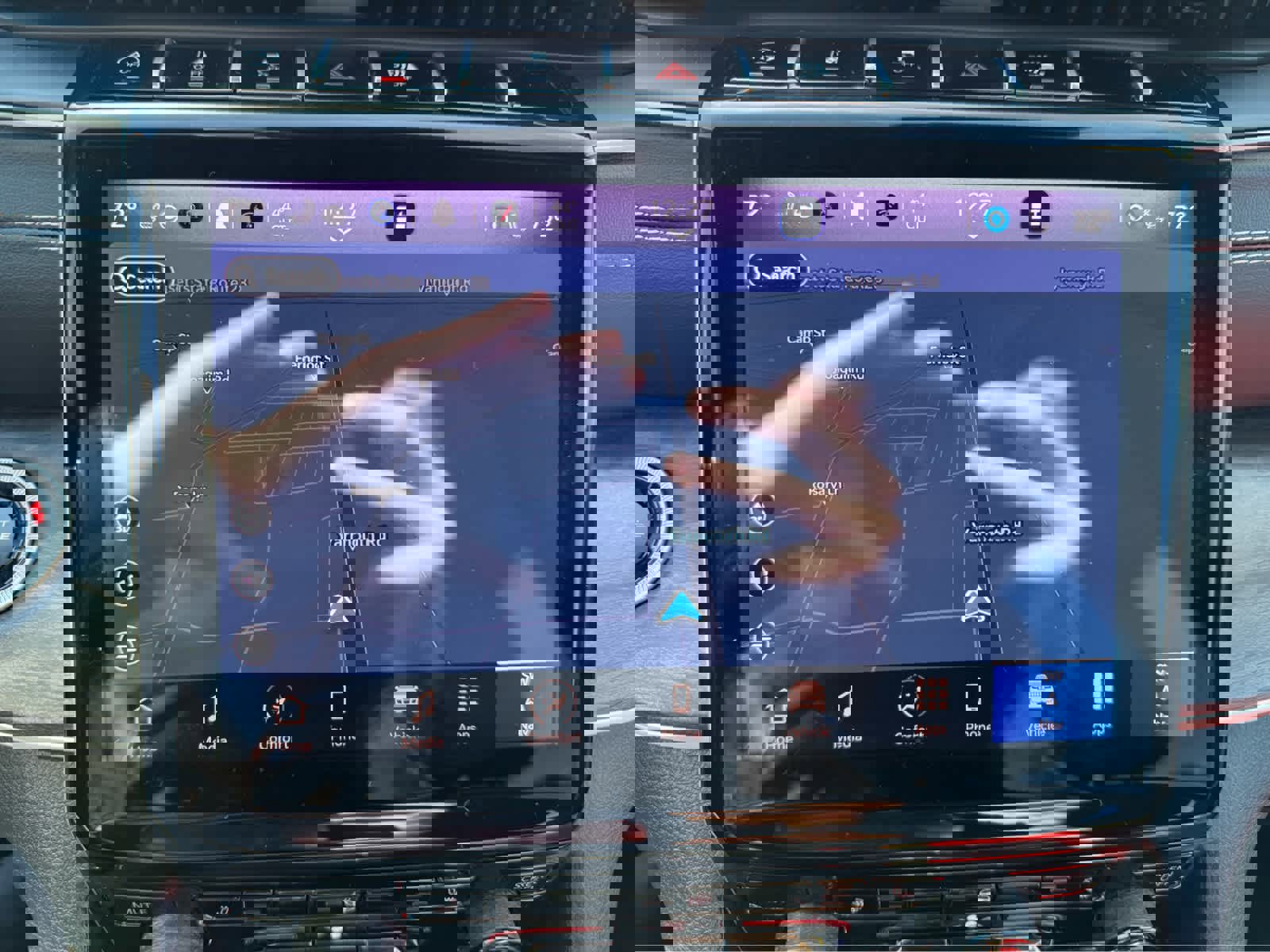 Used 2025 Jeep Grand Cherokee L Limited image 24