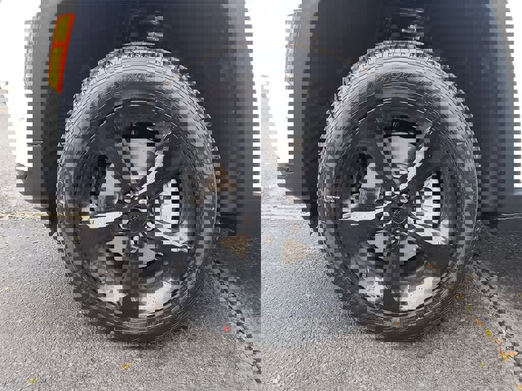 New 2025 Jeep Grand Cherokee L Limited w/ Luxury Tech Group II image 10